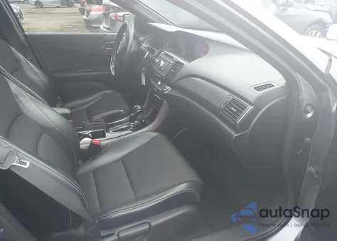 2016 Honda Accord Sport из США, поврежденный, VIN 1HGCR2F59GA040360